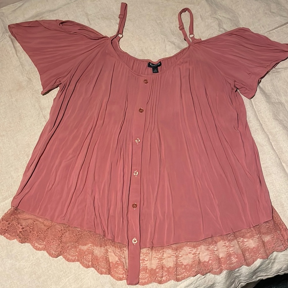 Pink Cold Shoulder Shirt